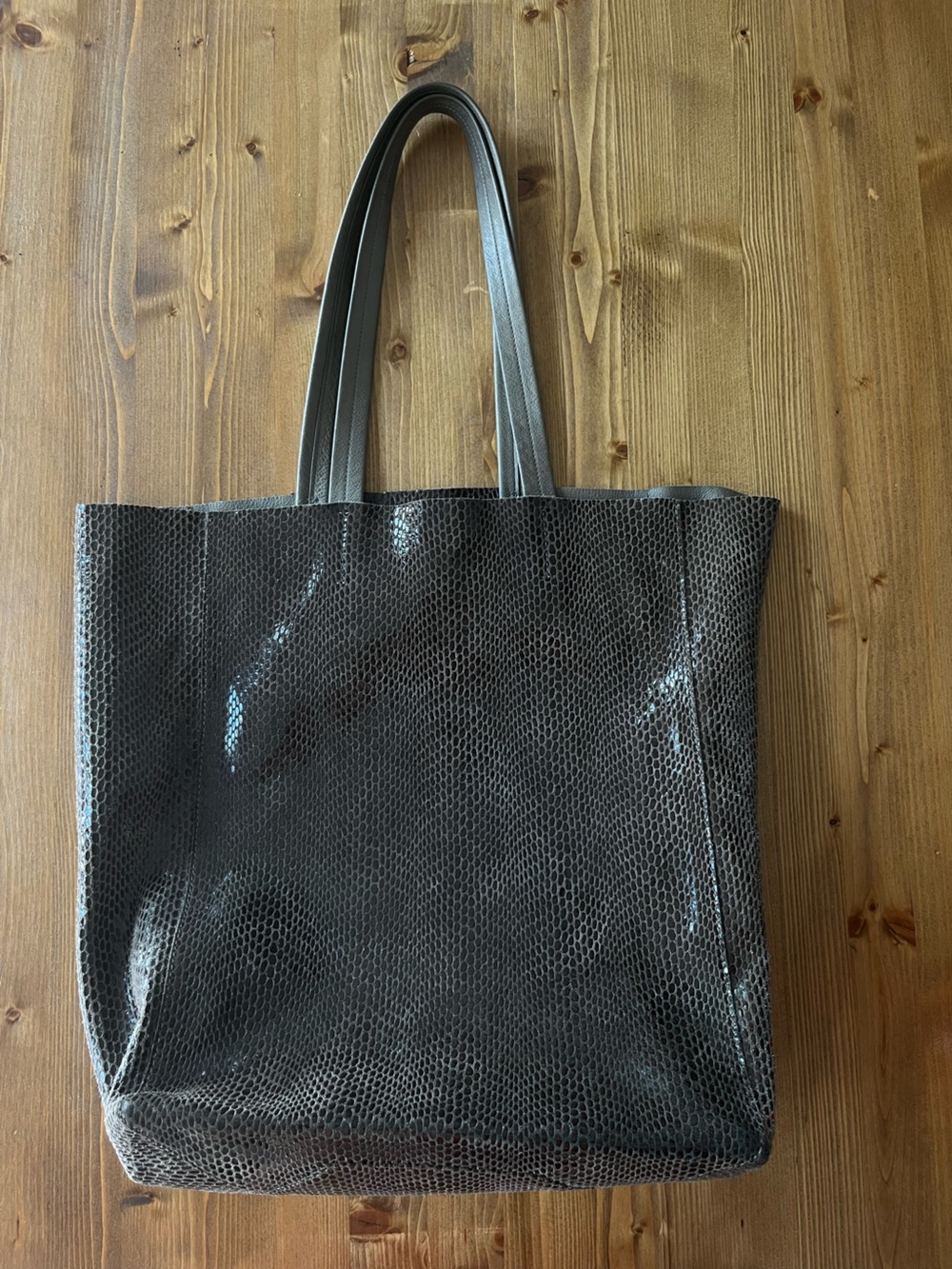 Sorial Leather Rubina Snake-Embossed Tote Bag
